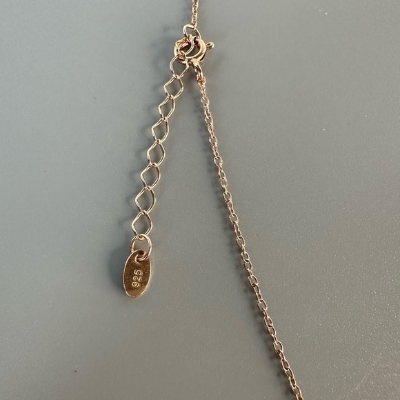 Rose Gold Simple Dainty Chain - Picture 5 of 6